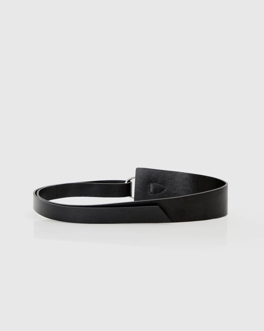 Belle & Bloom Women's Black Leather Belt - New Divide Style for Everyday Wear